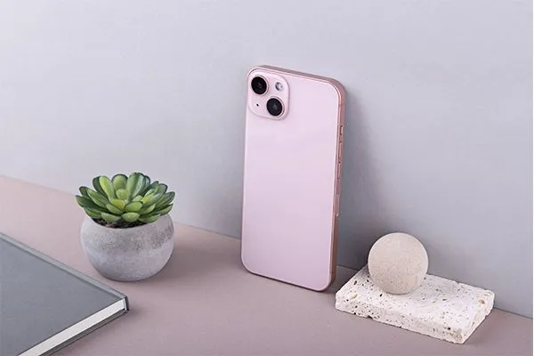 iPhone 15: возможности интернета и подключения